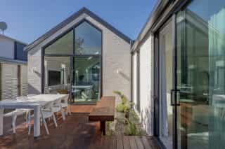 Sleek Modern Elegance - Image 1