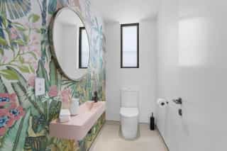 Sleek Modern Elegance - Image 23