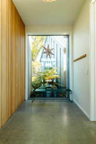 Modern eco family home - Image 1