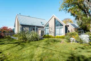 Modern eco family home