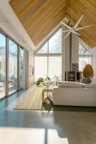 Modern eco family home - Image 2