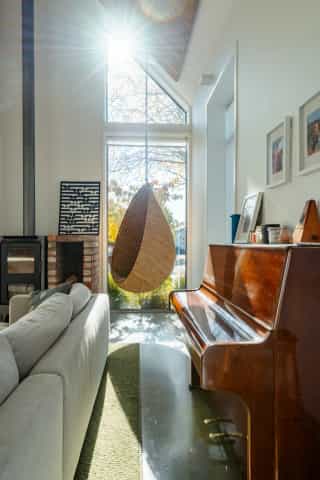 Modern eco family home - Image 3